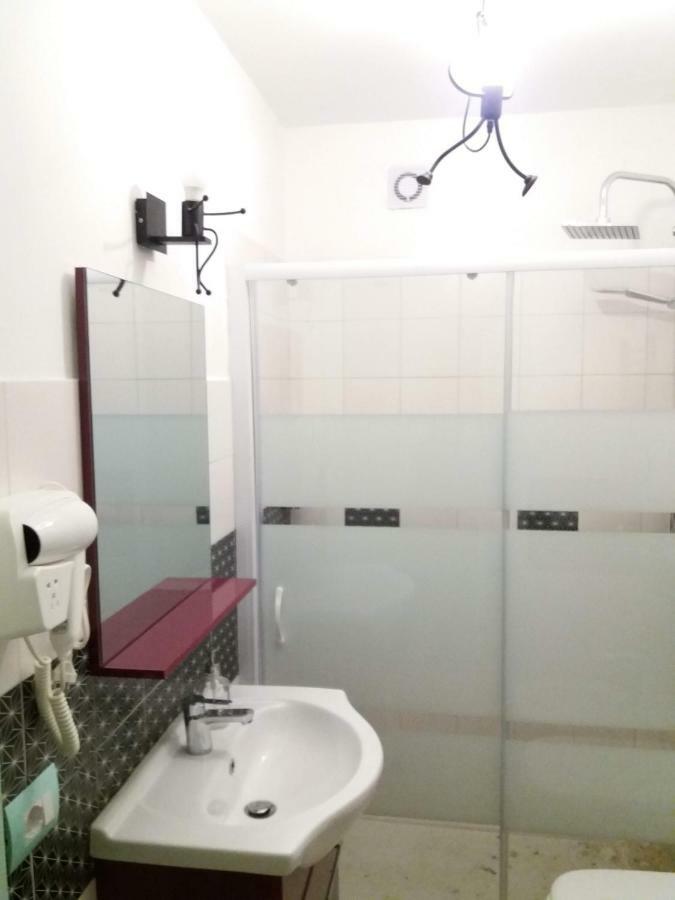 Oltrepisa Hotel Zewnętrze zdjęcie